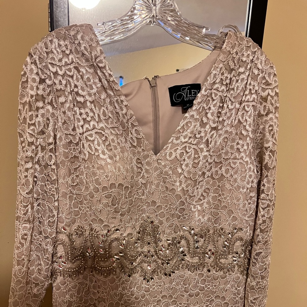 Formal sequence cream color dress size 16